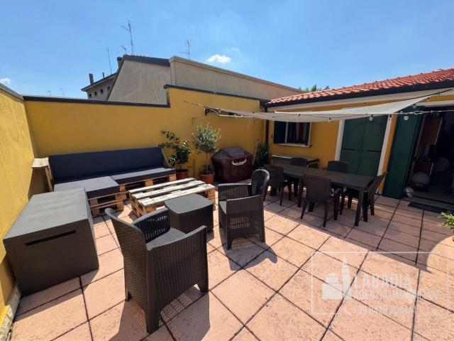 Appartamento in vendita di 105 m² in Via Sant&apos Alberto, 44