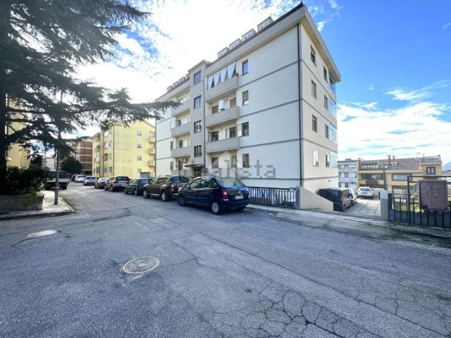 Appartamento in vendita di 105 m² in Via Sant&apos Antioco, 9