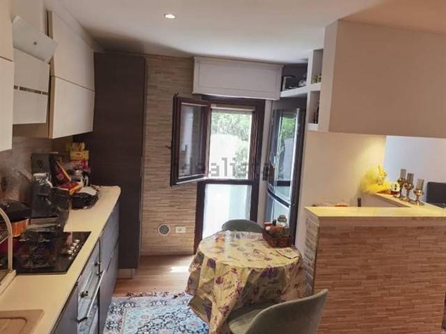 Appartamento in vendita di 105 m² in Via Senese, 57
