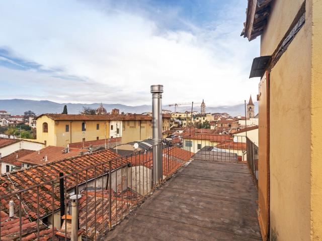 Appartamento in vendita di 105 m² in Via Porta Carratica, 88