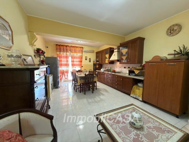 Appartamento in vendita di 105 m² in Via pace, 13
