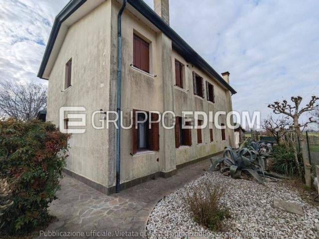 Appartamento in vendita di 105 m² in Via Pallada