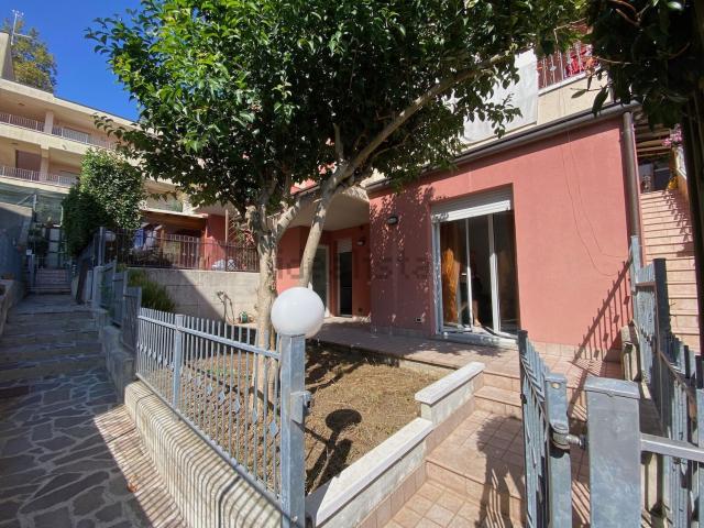 Appartamento in vendita di 105 m² in Via Panoramica, 11