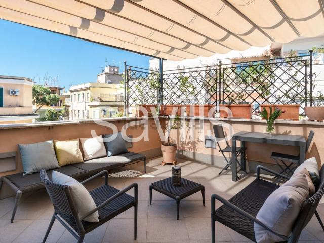 Appartamento in vendita di 105 m² in Via Pasquale Galluppi