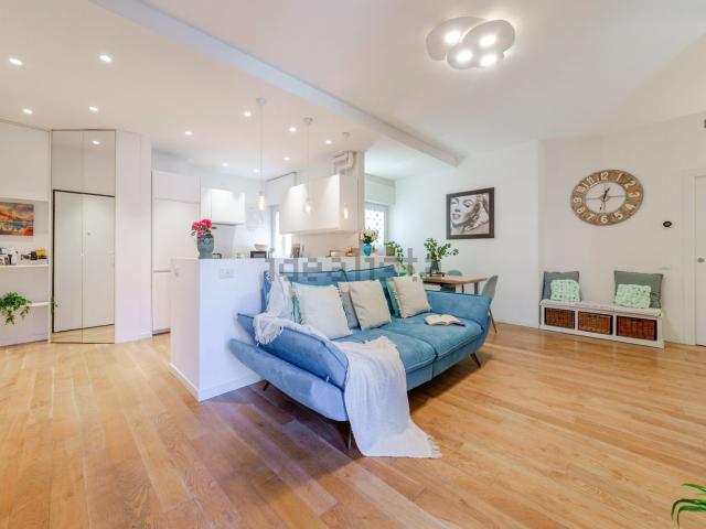 Appartamento in vendita di 105 m² in Via Pasquale Sottocorno, 52