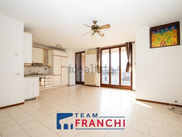 Appartamento in vendita di 105 m² in Via Petrobelli, 17