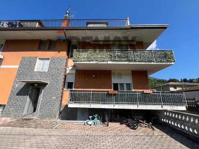Appartamento in vendita di 105 m² in Via per Cavona, 12