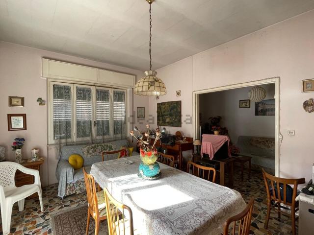 Appartamento in vendita di 105 m² in Via Pietro Maroncelli, 264
