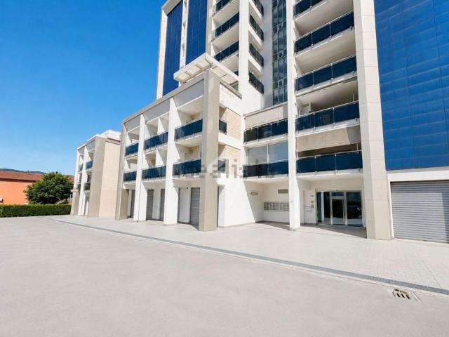 Appartamento in vendita di 105 m² in Via Pietro Nenni, 42