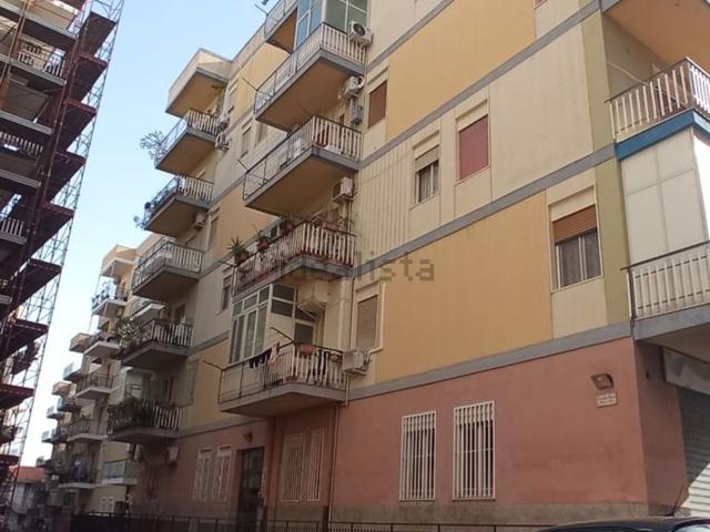 Appartamento in vendita di 105 m² in Via Pietro Castelli, 71
