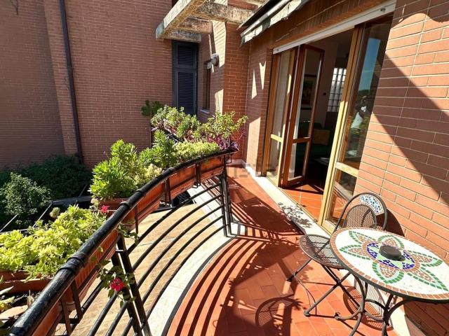 Appartamento in vendita di 105 m² in Via Pietro Davanzo, 81