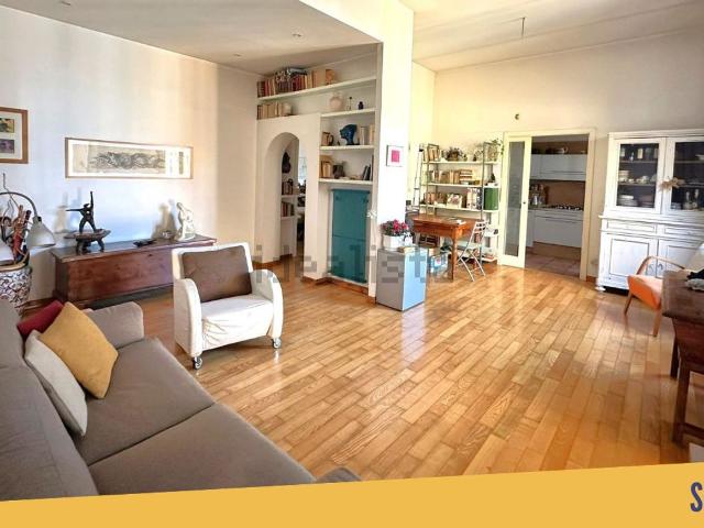 Appartamento in vendita di 105 m² in Via Pinerolo, 3