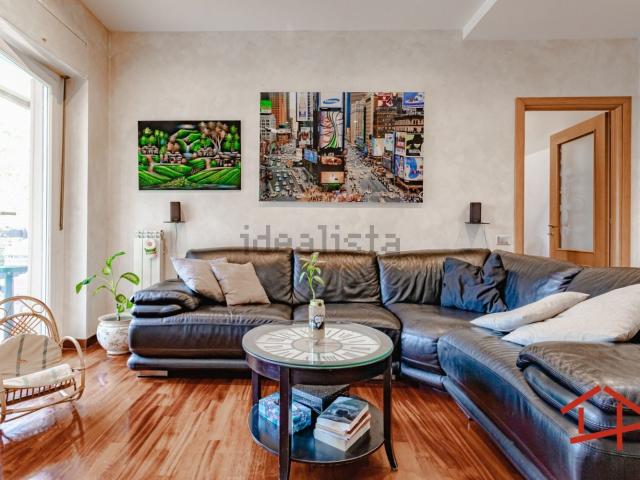 Appartamento in vendita di 105 m² in Via Quirino Roscioni, 69