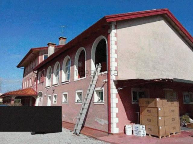 Appartamento in vendita di 105 m² in Via Roma