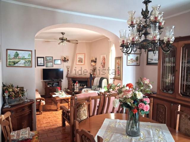 Appartamento in vendita di 105 m² in Via Roma, 23
