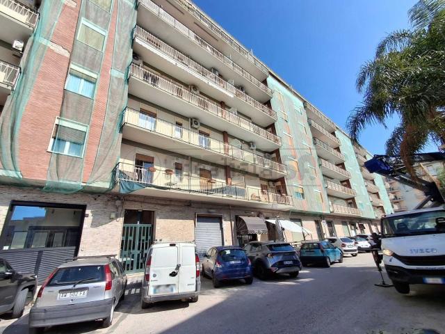 Appartamento in vendita di 105 m² in Via Rosario Gagliardi