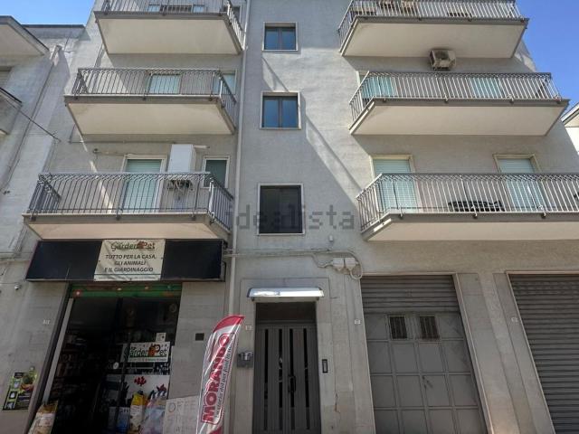 Appartamento in vendita di 105 m² in Via Raffaele Braico