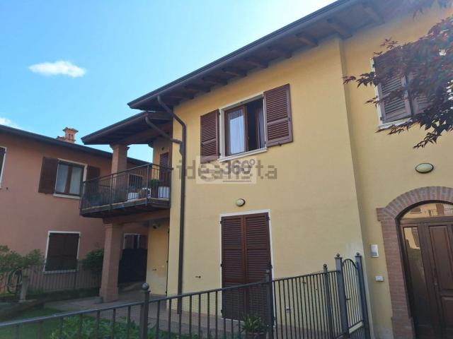 Appartamento in vendita di 105 m² in Via Regina Elena