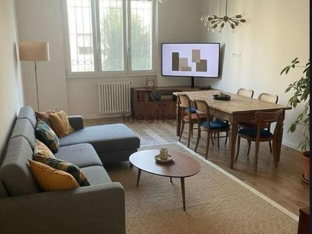 Appartamento in vendita di 105 m² in Via Reims