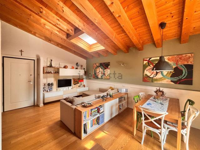 Appartamento in vendita di 105 m² in Via Rinaldo Arnaldi
