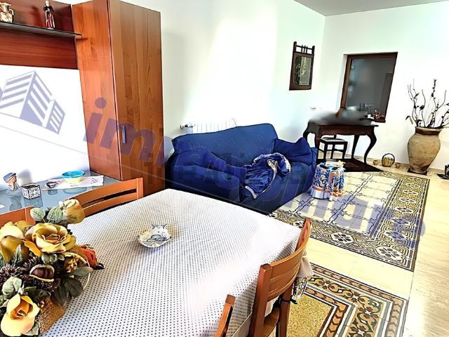 Appartamento in vendita di 105 m² in Via Tenente Vito Manno, 35