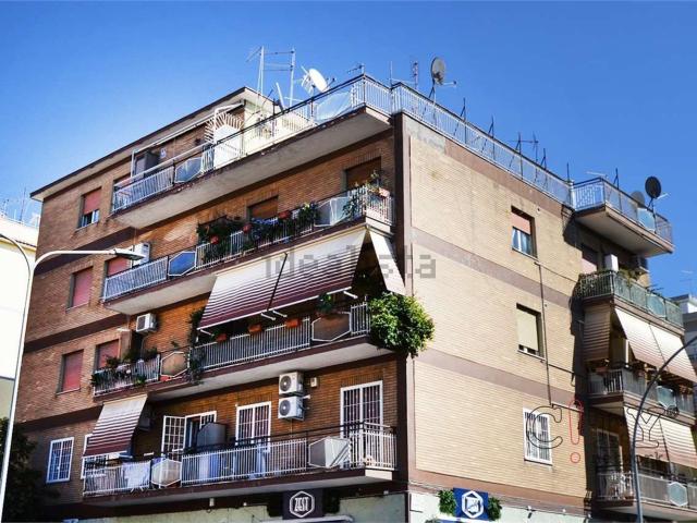 Appartamento in vendita di 105 m² in Via Urbano Rattazzi