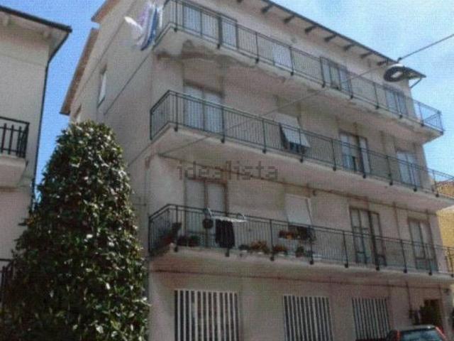Appartamento in vendita di 105 m² in Via Vecchia Fermana