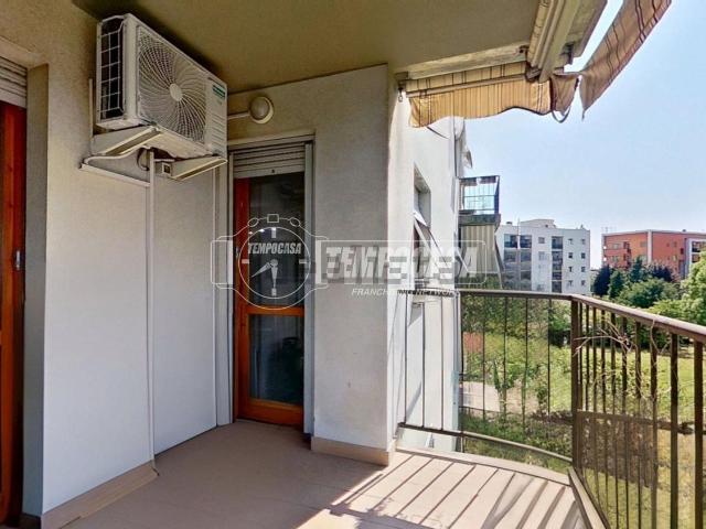Appartamento in vendita di 105 m² in Via Vittorio Bachelet