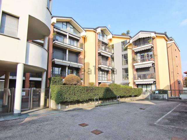 Appartamento in vendita di 105 m² in Via Vittorio Veneto, 28