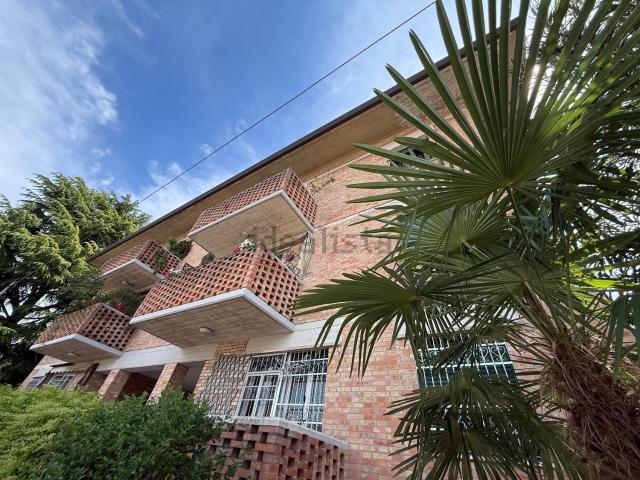 Appartamento in vendita di 105 m² in Via Vincenzo Joppi