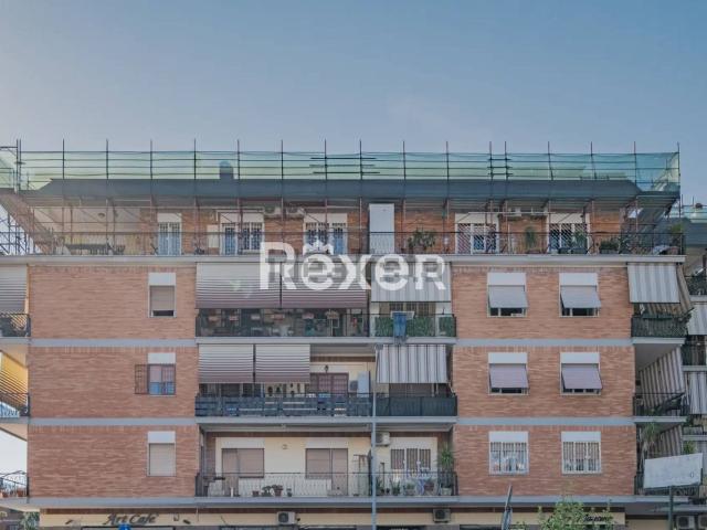 Appartamento in vendita di 105 m² in Viale Tito Labieno, 150