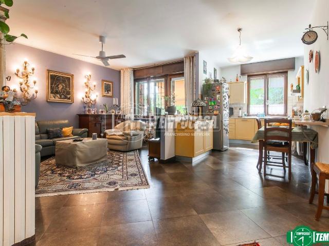 Appartamento in vendita di 105 m² in Viale Achille Varzi