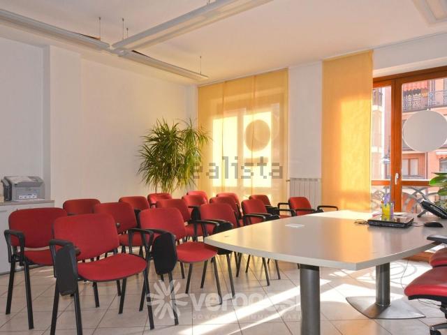 Appartamento in vendita di 105 m² in Viale Cappuccini, 32