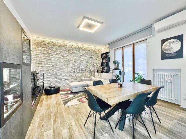 Appartamento in vendita di 105 m² in Viale Cavour, 41