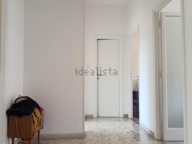 Appartamento in vendita di 105 m² in Viale Cesare Battisti, 128