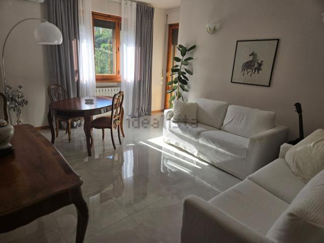 Appartamento in vendita di 105 m² in Viale della Libertà
