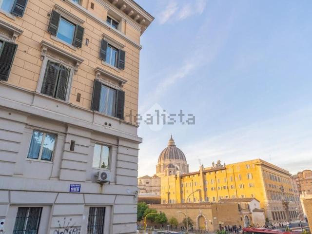 Appartamento in vendita di 105 m² in Viale delle Mura Aurelie, 15