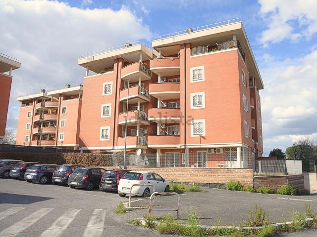 Appartamento in vendita di 105 m² in Viale Franco Angeli