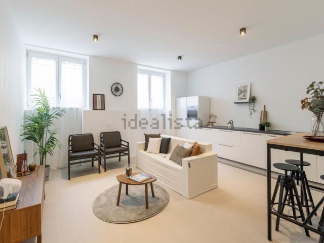 Appartamento in vendita di 105 m² in Viale Giovanni da Cermenate, 54