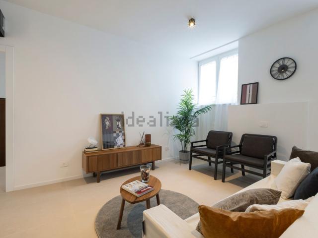 Appartamento in vendita di 105 m² in Viale Giovanni da Cermenate, 54