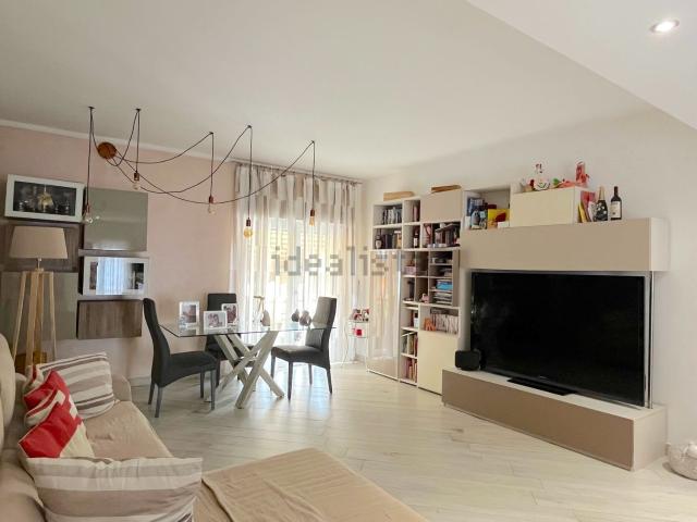 Appartamento in vendita di 105 m² in Viale Giuseppe Garibaldi