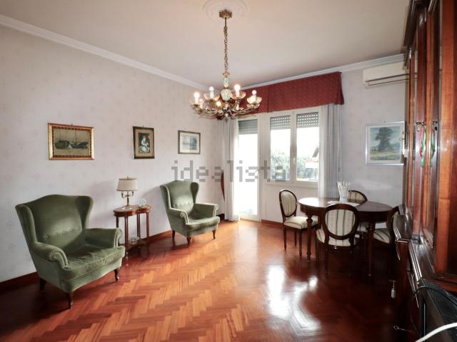 Appartamento in vendita di 105 m² in Viale Guglielmo Marconi, 608