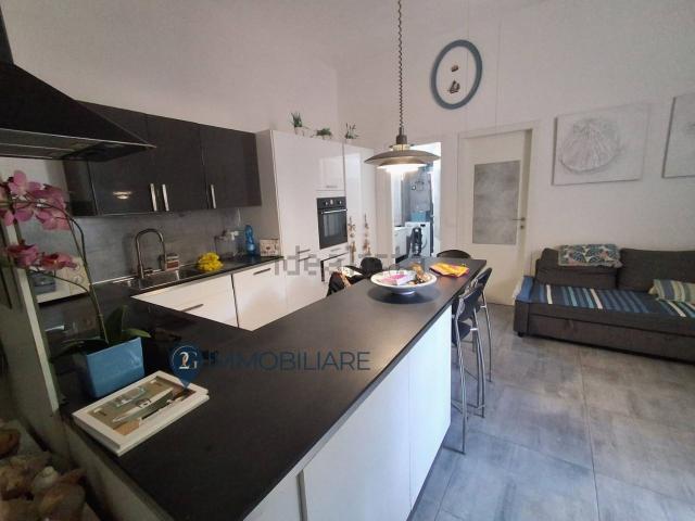 Appartamento in vendita di 105 m² in Viale Litoraneo, 30