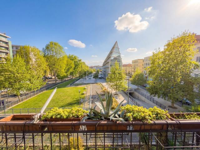 Appartamento in vendita di 105 m² in Viale Pasubio, 3
