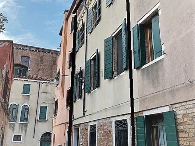 Appartamento in vendita di 105 m² in Calle San Bernardo