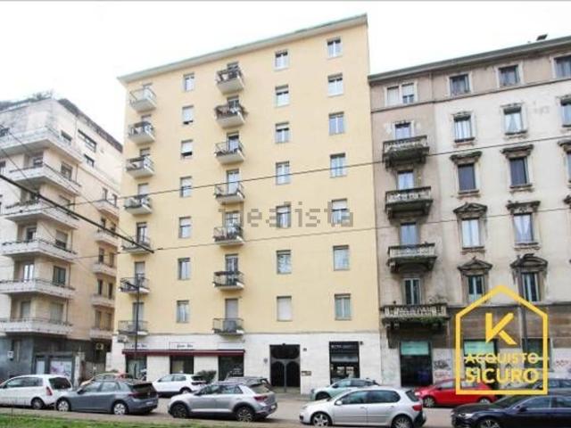 Appartamento in vendita di 105 m² in Corso Sempione