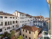Appartamento in vendita di 105 m² in Galleria della Dogana