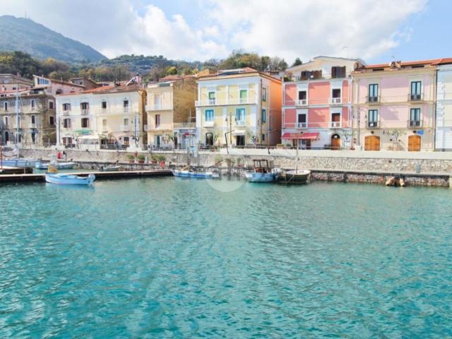 Appartamento in vendita di 105 m² in Lungomare Guglielmo Marconi, 20