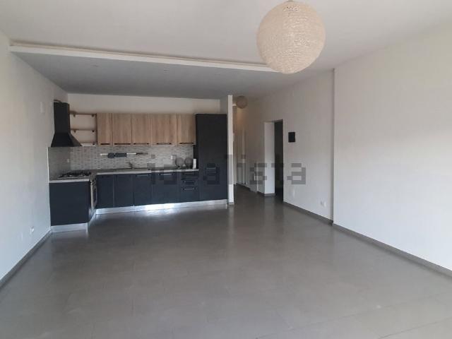 Appartamento in vendita di 105 m² in Piazza Caduti Via Fani, 5