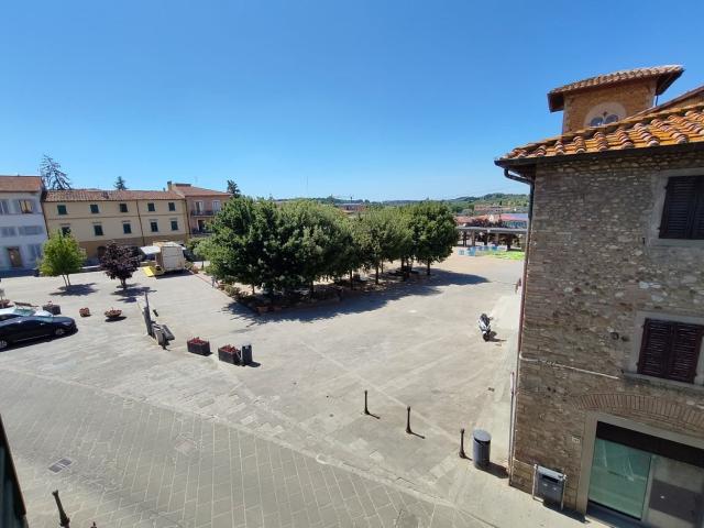 Appartamento in vendita di 105 m² in Piazza Giacomo Matteotti, 30